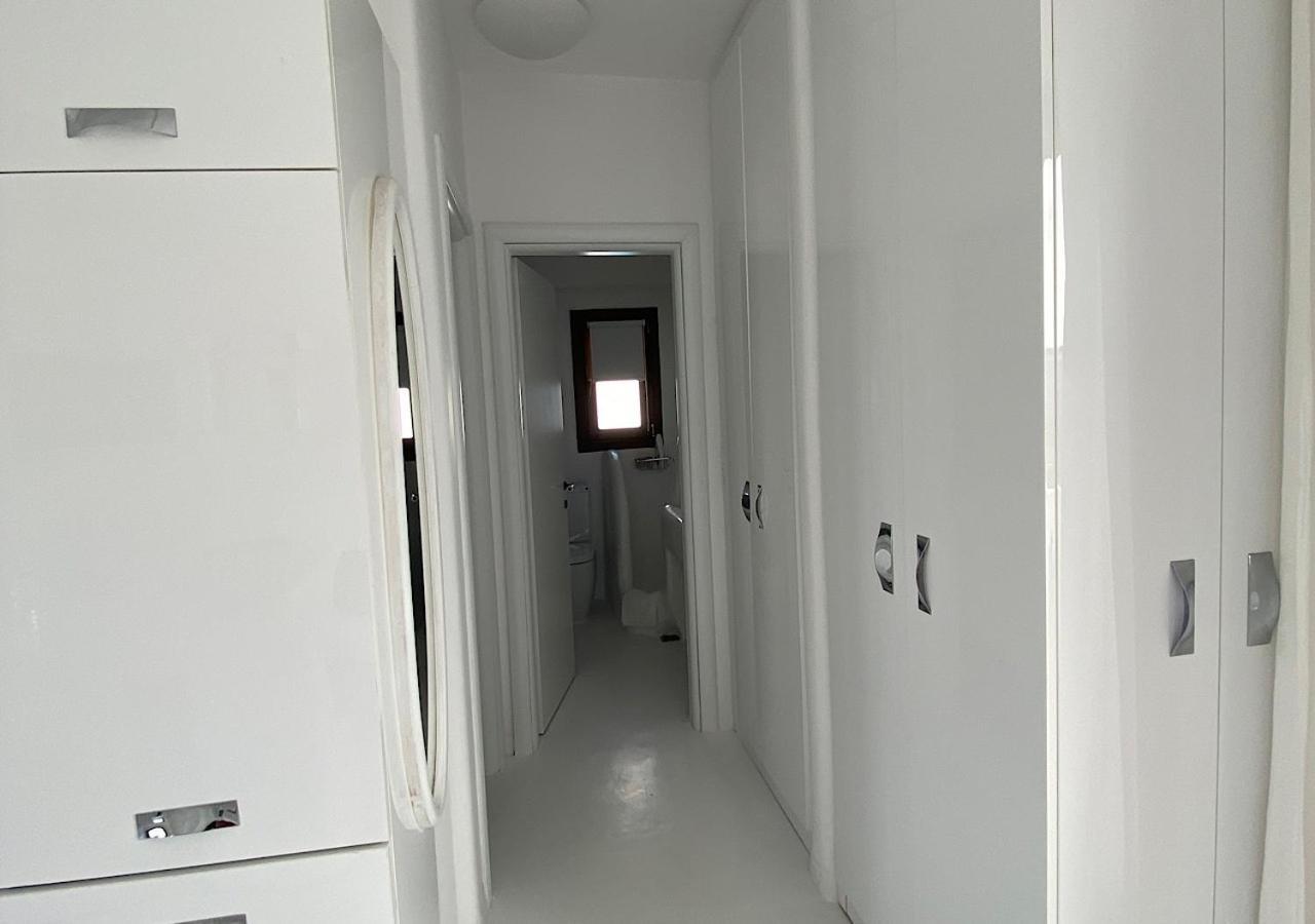 Myconian Sky Suites In Town Mykonos Town Eksteriør billede